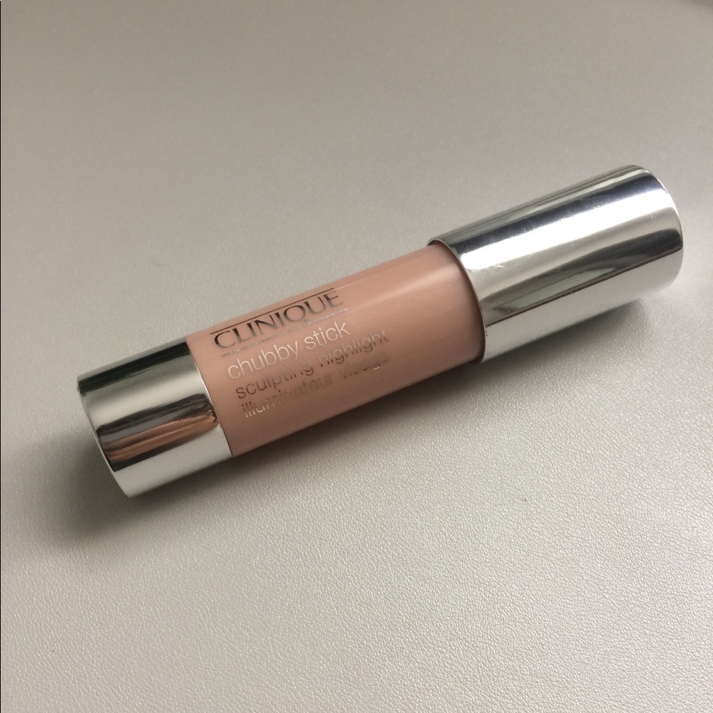 ✨ Clinique Chubby Stick sculpting highlight